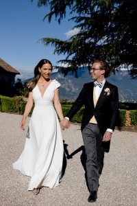 happy couple wedding at schloss freudenstein luxury hochzeit bozen